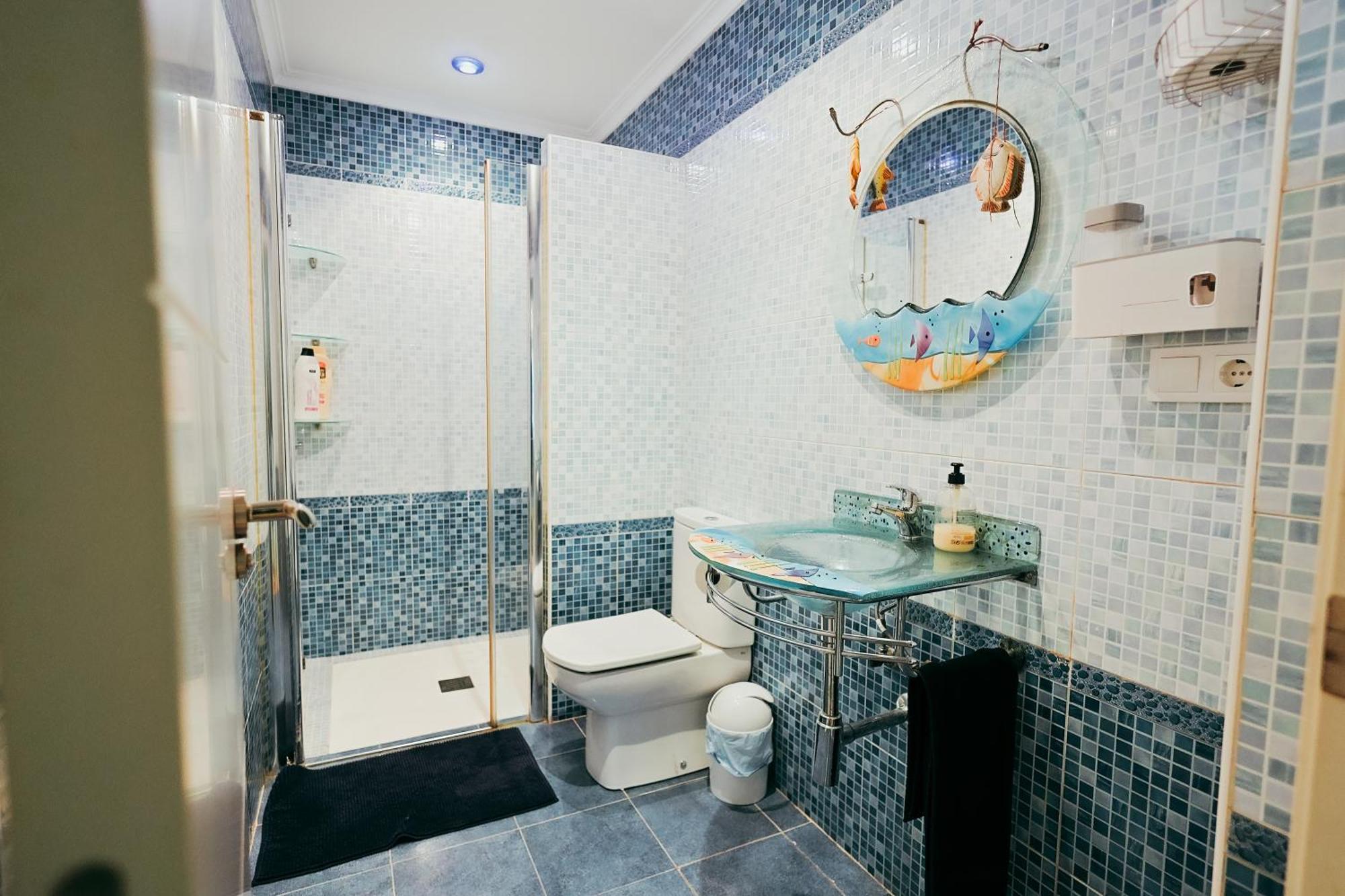 Vakantiehuis Casa Pepi, Jacuzzi, Oceanografic, Of Arts, Rioturia 5min *